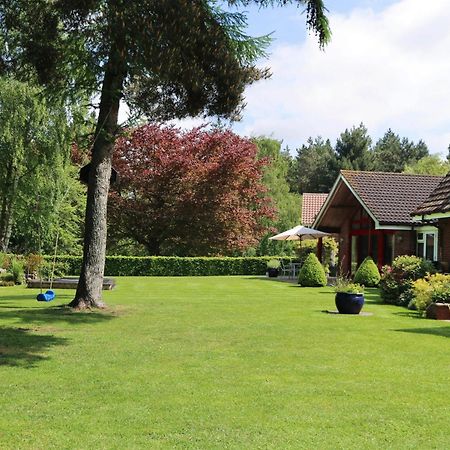 Surlingham Lodge Garden Cottage In Rspb Village Near Norwich Exterior photo